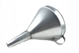lejek-metalowy-paliwa-z-sitkiem-prosty-duzy-fi-24