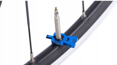 klucz-do-wkladu-wentyla-presta-fv-schrader-av-do-tubeless-kluczyk-wentyla