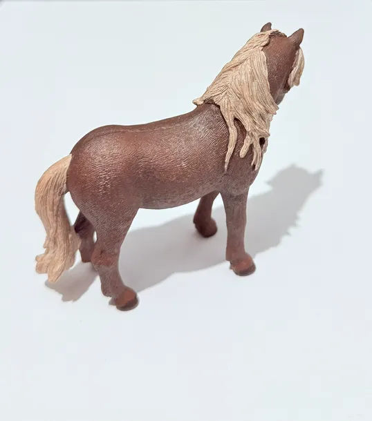 schleich-island-pony-42363-postac-island-pony