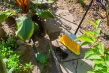 miotla-sunny-garden-trzonek-stan-nowy-marka-york