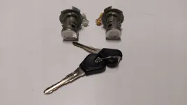 zestaw-zamkow-wkladka-przod-mazda-626-92-96