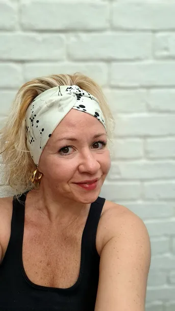 opaska-kropka-waga-z-opakowaniem-1-kg-wzor-dominujacy-napisy