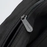 torebka-od-material-dominujacy-poliester