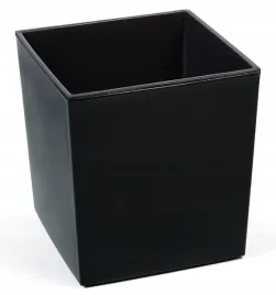 doniczka-juka-300x300-czarny-wklad