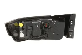 lampa-zespolonych-swiatel-tylnych-2sk012-379-421