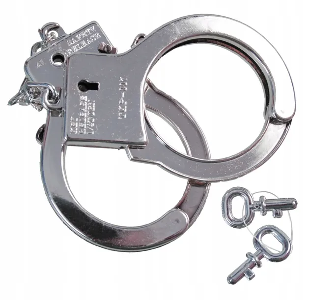 kajdanki-plec-chlopcy