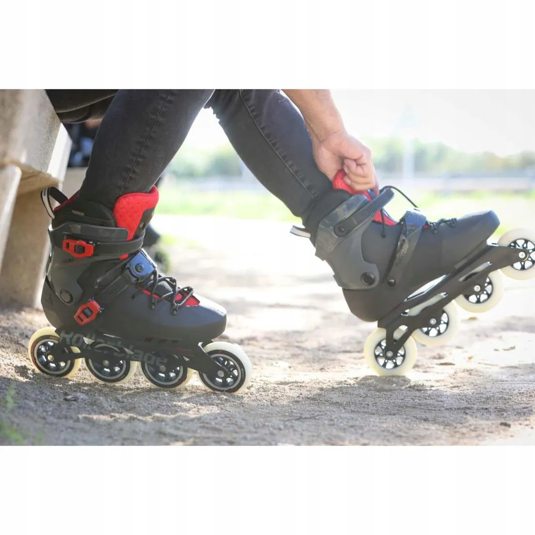 rolki-rollerblade-maxxum-xt-black-red-43-44-stan-nowy