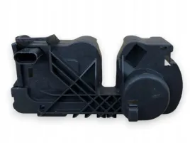 obudowa-rygiel-blokady-maski-przedniej-2468700558-do-w246-vito-w447-w448