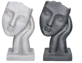 oslonka-twarz-kobiety-w-dloniach-szara-lub-biala