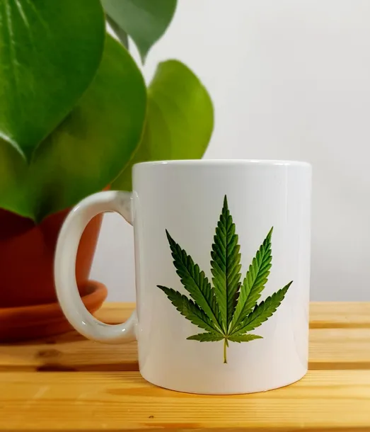 kubek-marihuana-stan-nowy