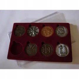 paleta-na-medale-typ-m-8-zasuwka-nowosc