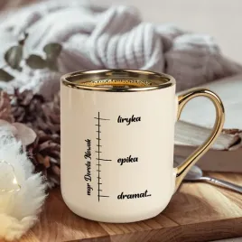 kubek-do-kawy-ze-zlotym-uchem-z-nadrukiem-dla-kobiety