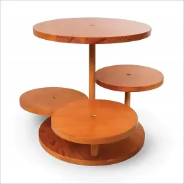 drewniany-stolik-na-babeczki-wieza-4-poziomowy-okragly-na-50-babeczek