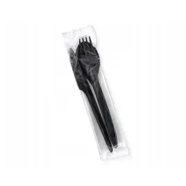 zestaw-czarny-reusable-premium-serwetka-noz-widelec-lyzka-250