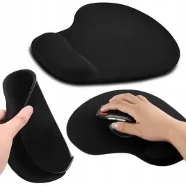 podkladka-pod-myszke-mysz-ergonomiczna-z-poduszka-pod-nadgarstek-czarna