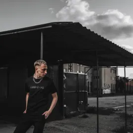 koszulka-holy-blvk-god-dog