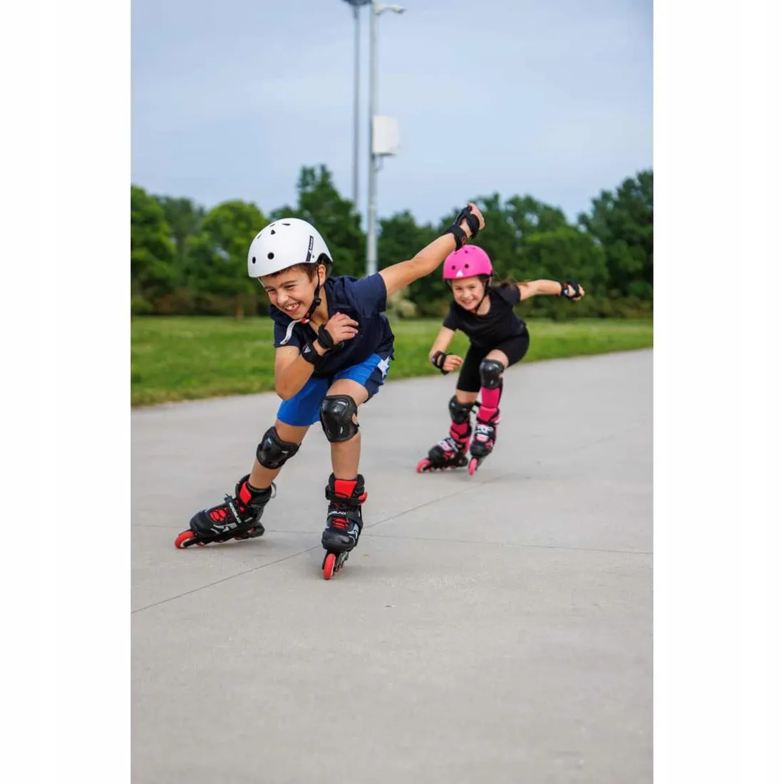 rolki-rollerblade-microblade-black-red-365-405