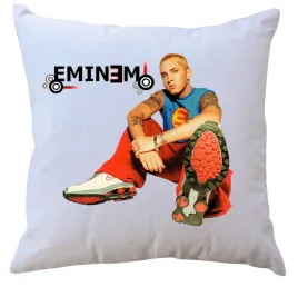 poduszka-z-wkladem-eminem-producent