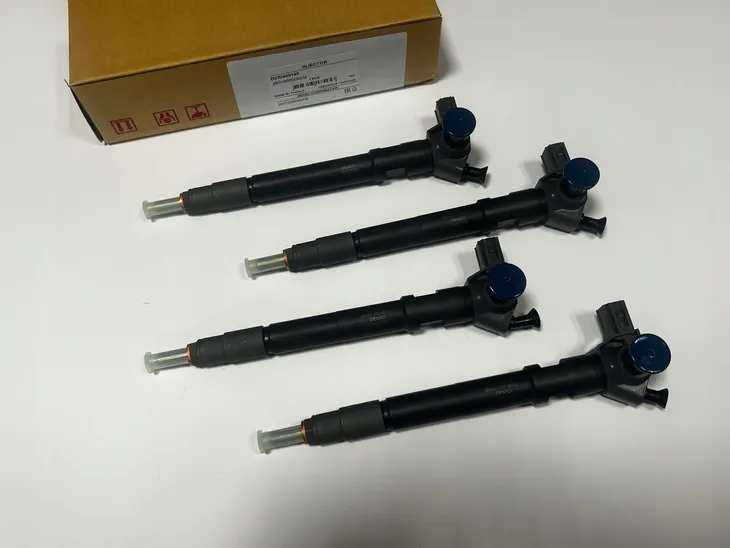 wtryskiwacz-cr-denso-dcri400140-stan-nowy-typ-samochodu-autobusy-samochody-dostawcze