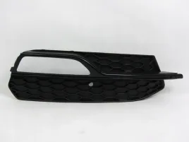atrapa-kratka-w-zderzak-audi-a3-8v-12-16-s-line-prawa
