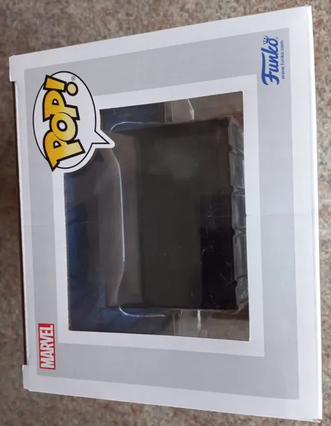 funko-pop-marvel-figurka-hall-of-armor-iron-man-stan-nowy-wydawca-inny
