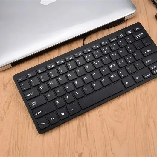 kompaktowa-mini-klawiatura-slim-usb-stan-nowy