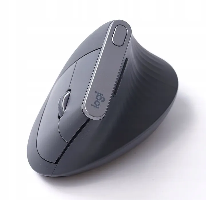 ergonomiczna-myszka-logitech-mx-vertical-mouse