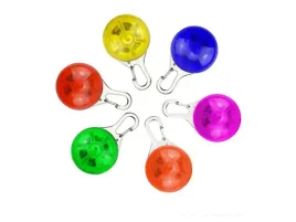 widoczny-zwierzak-na-spacerze-lampka-led-karabinczyk