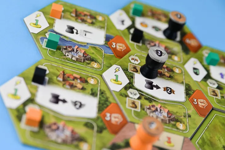nowe-horyzonty-wydawca-lucrum-games-stan-nowy