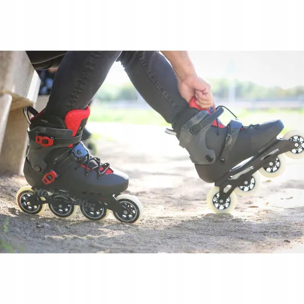 rolki-rollerblade-maxxum-xt-black-red-43-44-rozmiar-43-44