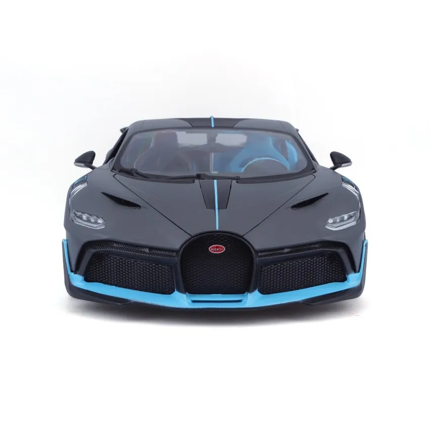 bugatti-divo-1-18-model-bburago-18-11045