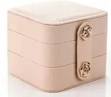 somm-kasetka-na-bizuterie-rozowa-9-5-x-95-x-8-cm