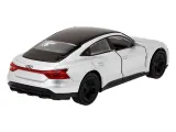 model-1-32-audi-rs-e-tron-gt-srebrny-model-1-34