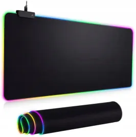 gamingowa-podkladka-pod-mysz-podswietlana-led-rgb