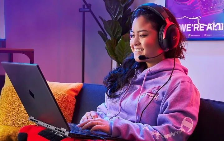 sluchawki-nauszne-hyperx-cloud-iii