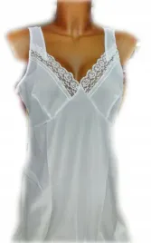 halka-eleganckaseksowna-z-koronka-polska-biala