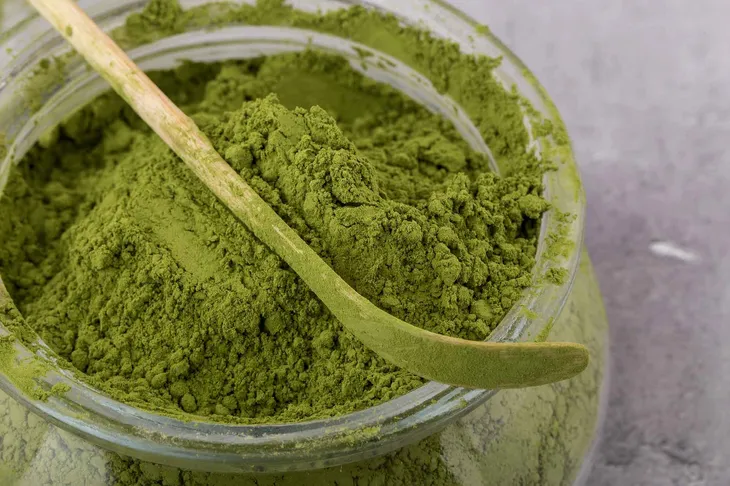 herbata-zielona-matcha-premium-100g-kraj-pochodzenia-chiny-stan-opakowania-oryginalne