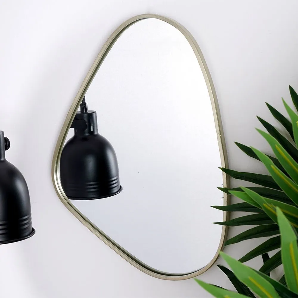 lustro-scienne-zlote-28x40-cm