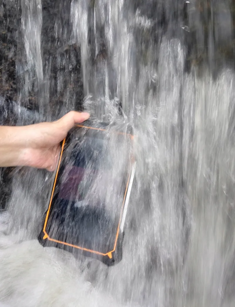 rugged-tablet-8-4-64gb-mtk6792-ip68