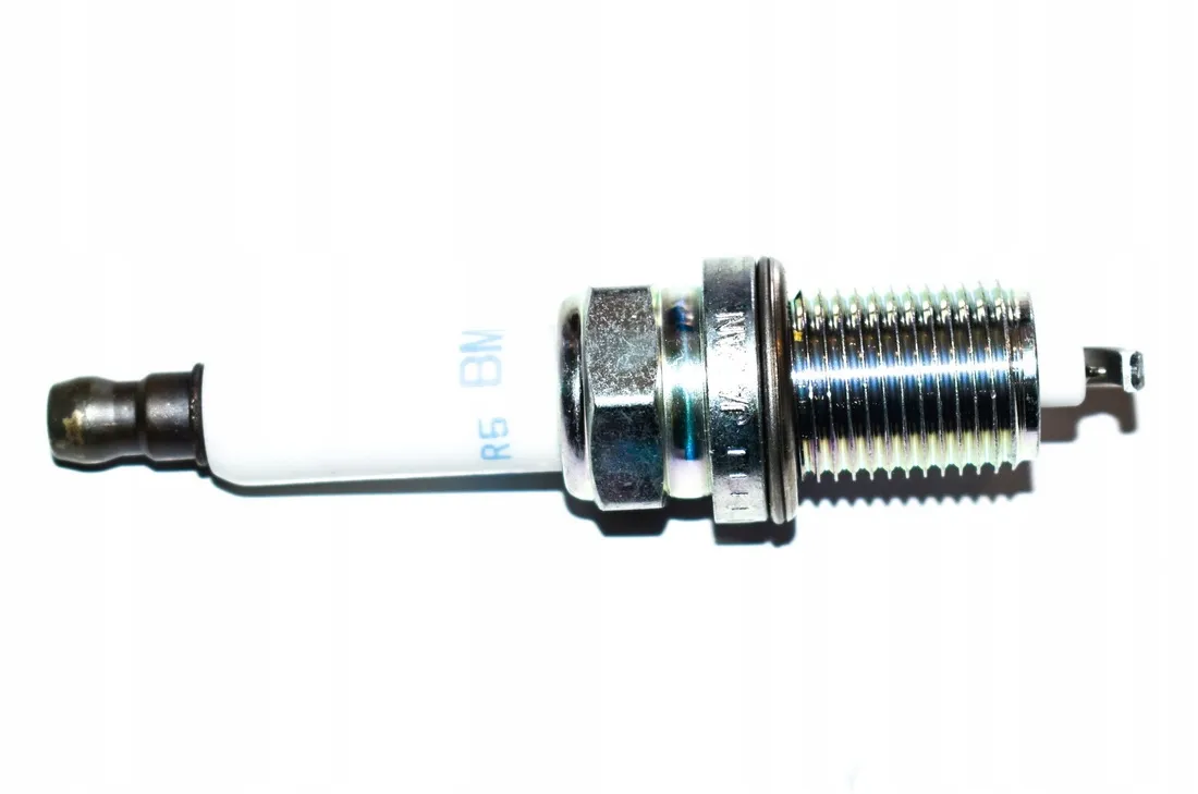 swieca-zaplonowa-bmw-e46-e65-e60-e87-e81-e90-316