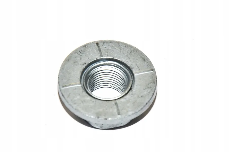 nakretka-bmw-e39-e60-e61-e63-e64-e65-e70-e71-f15-f16-f85-33326760383