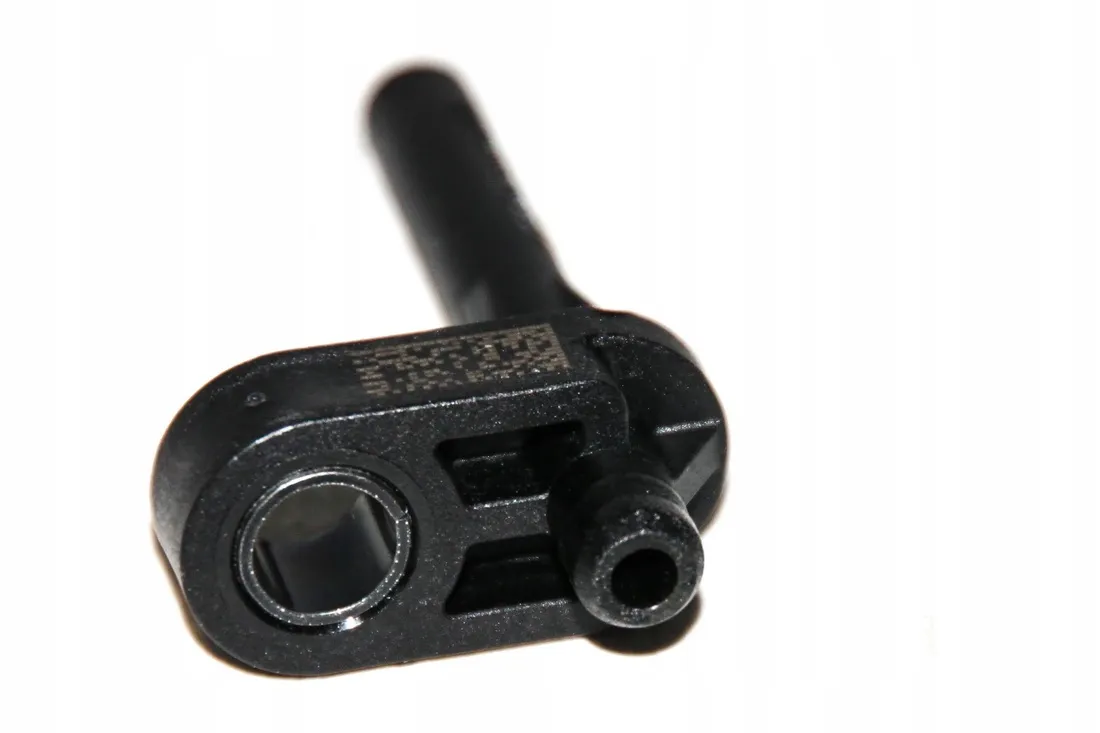 dysza-wtrysku-oleju-bmw-e60-e61-e70-e71-x5-x6-e84