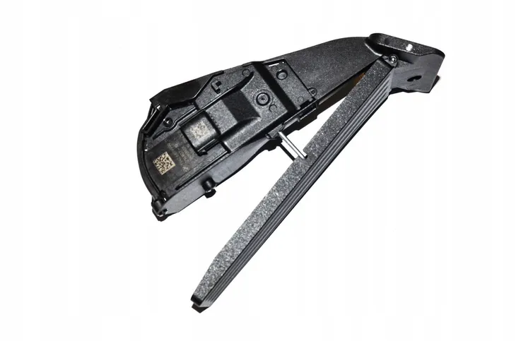 pedal-gazu-bmw-e60-e61-e63-e64-e65-e70-e71-e83-e84-typ-samochodu-samochody-osobowe