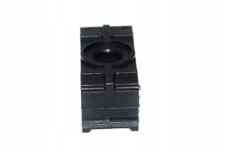uchwyt-przewodu-olejowego-bmw-e30-e31-e32-e34-e36-e38-e39-e46-e52-e53-e65-producent-czesci-bmw-oe