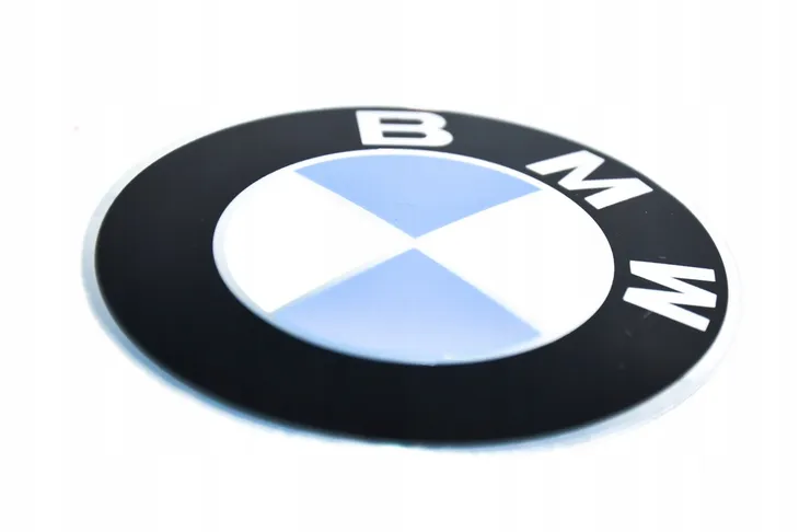 emblemat-naklejany-kolpaczka-bmw-e12-e23-e24-e28-e32-e34-36131122132-jakosc-czesci-zgodnie-z-gvo-o-oryginal-z-logo-producenta-samochodu-oe