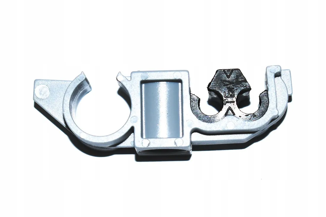 zatrzask-przewodu-rurowego-bmw-e46-e60-e61-e63-e64-e81-e82-e86-e87-stan-nowy