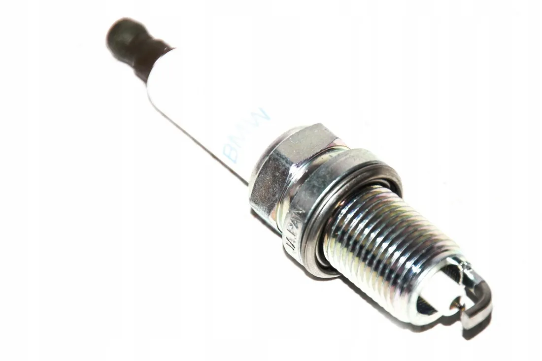 swieca-zaplonowa-bmw-e46-e65-e60-e87-e81-e90-316