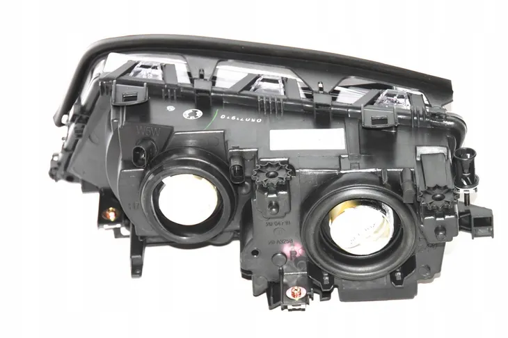 reflektor-prawy-bmw-e46-coupe-cabrio-318-320-323-rodzaj-swiatel-mijania-tradycyjne-halogenowe
