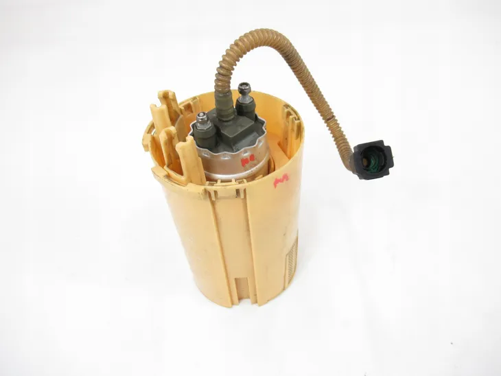 zespol-pompujacy-prawy-z-pompa-bmw-e83-x3-stan-nowy-typ-silnika-diesel