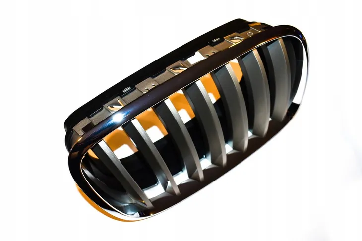atrapa-nerka-prawa-titan-bmw-e70-e71-e70n-e72-producent-czesci-polcar